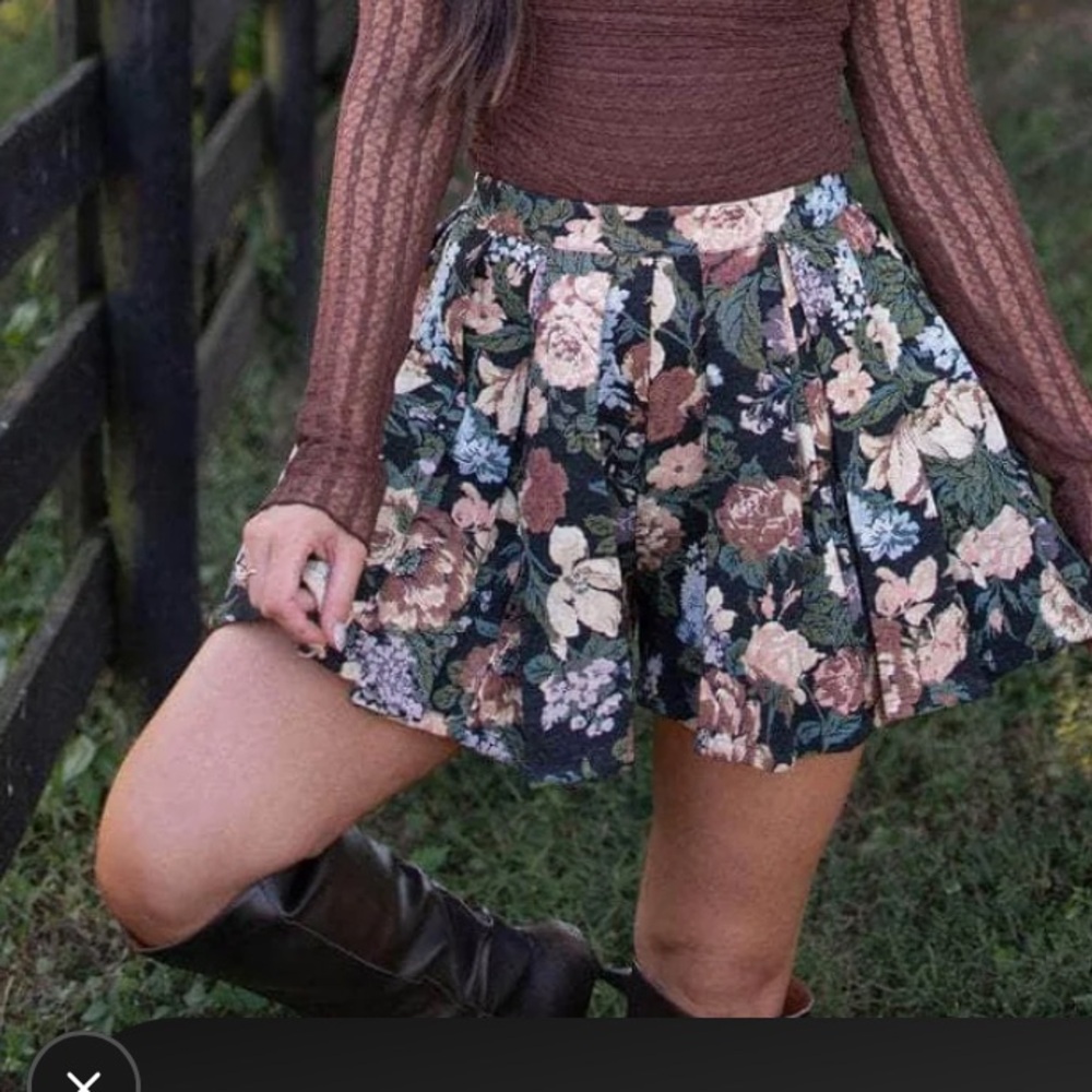 Promesa Multicolor Floral Patterned Garment